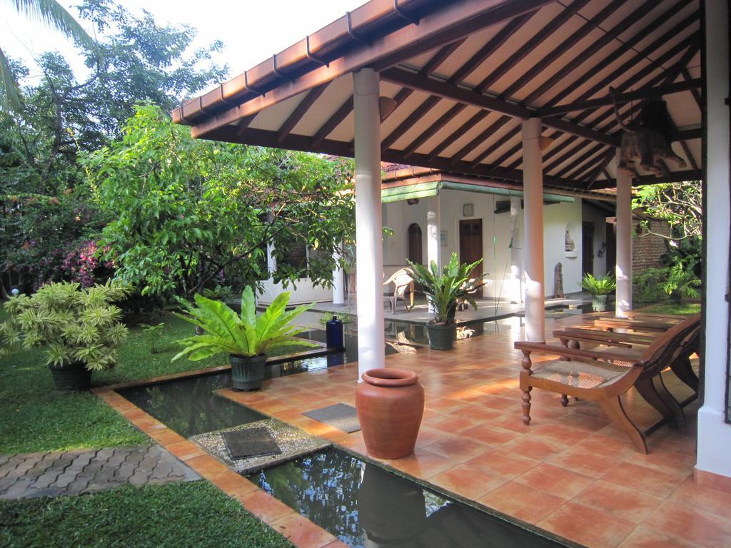 Mango House Japanese Guest House Negombo Bagian luar foto